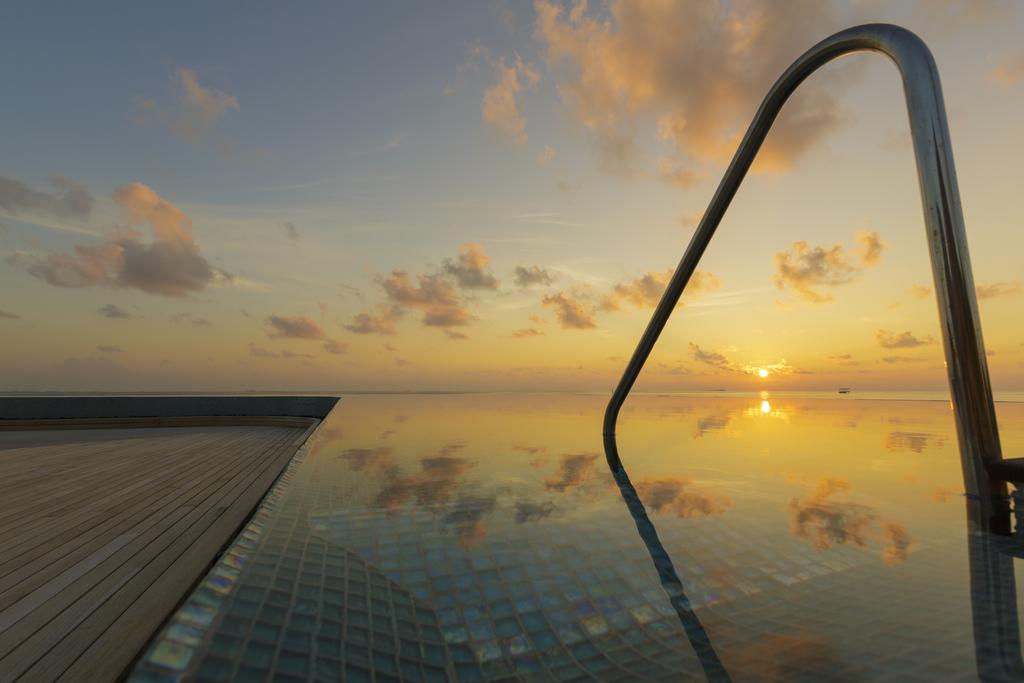 Baros Maldives Hotel Male Bagian luar foto
